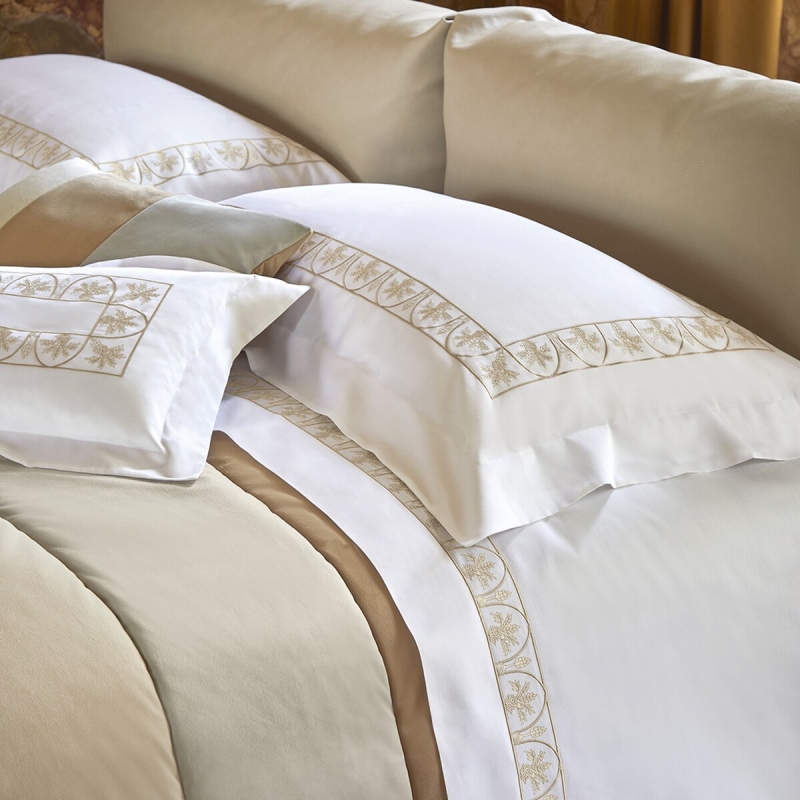 ARCIMBOLDI PATCHWORK Quilt