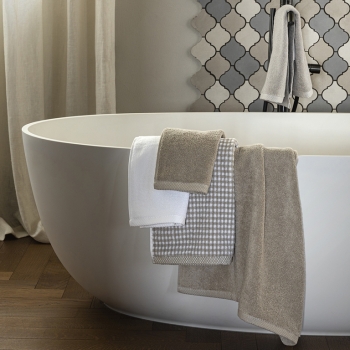 SQUARE Gästetuch und Handtuch