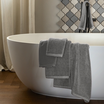 SQUARE Gästetuch und Handtuch