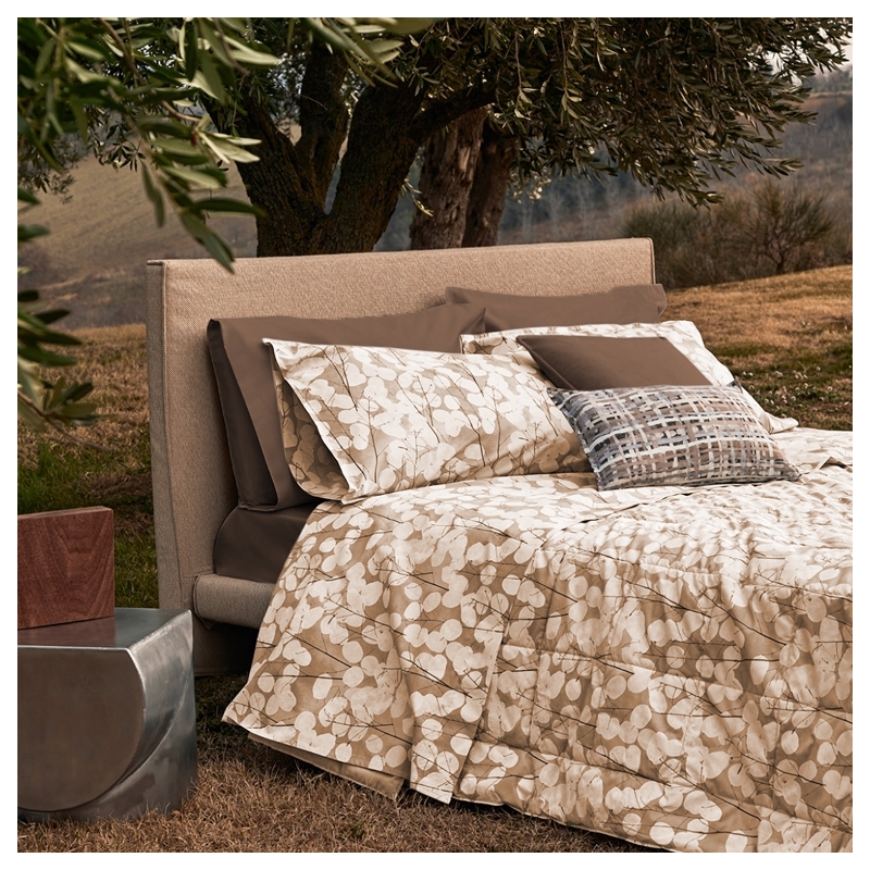 LUNARIA Comforter
